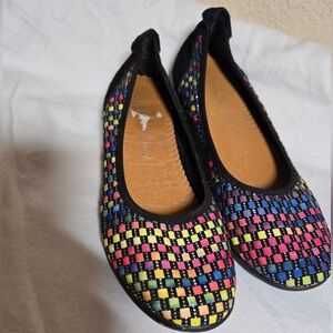 Bernie Mev Multicolor Checkered Weave Slip-on Ballet Flats Euro Size 38 (US 8.5)